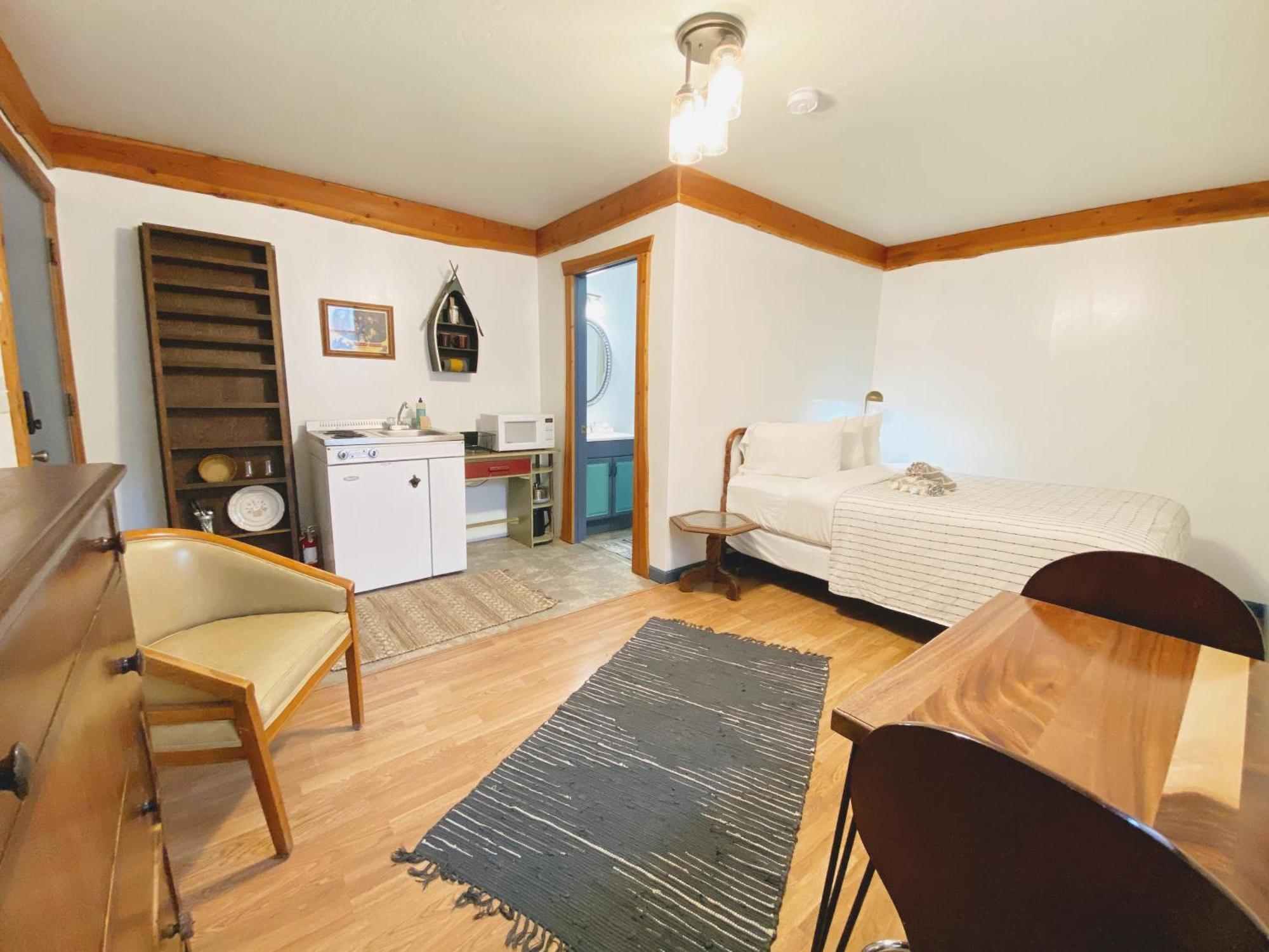 Flathead Lake Resort Woods Bay Εξωτερικό φωτογραφία