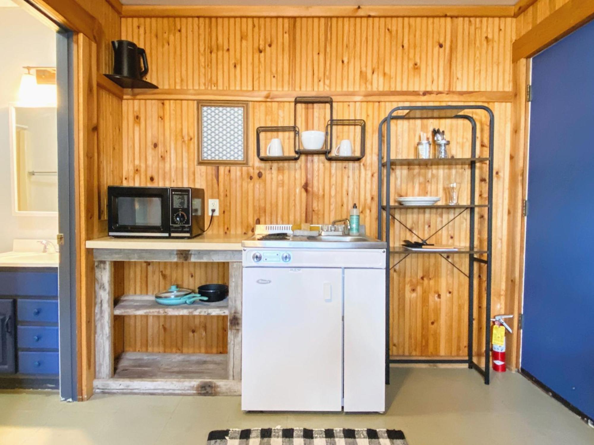 Flathead Lake Resort Woods Bay Εξωτερικό φωτογραφία