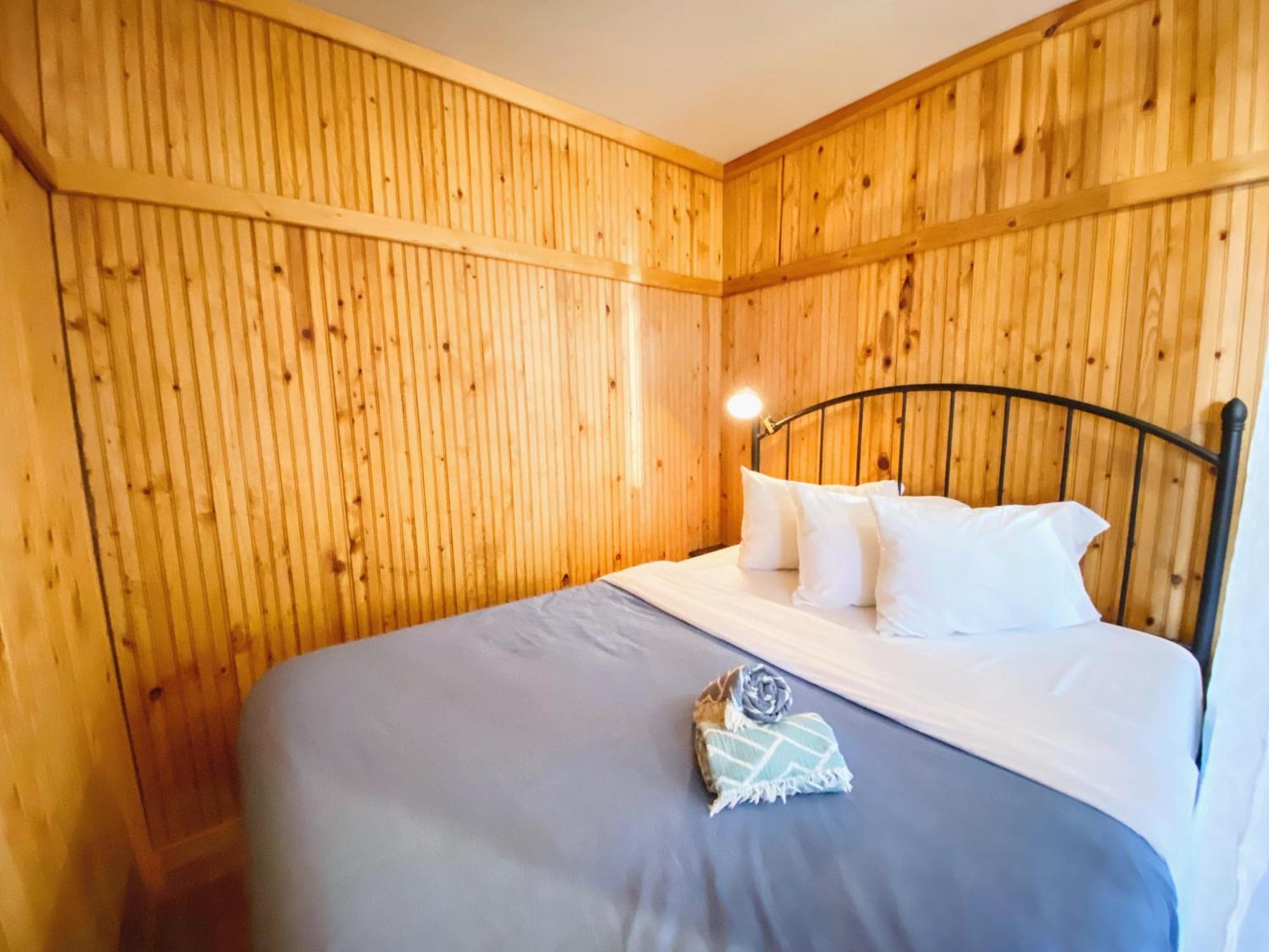 Flathead Lake Resort Woods Bay Εξωτερικό φωτογραφία